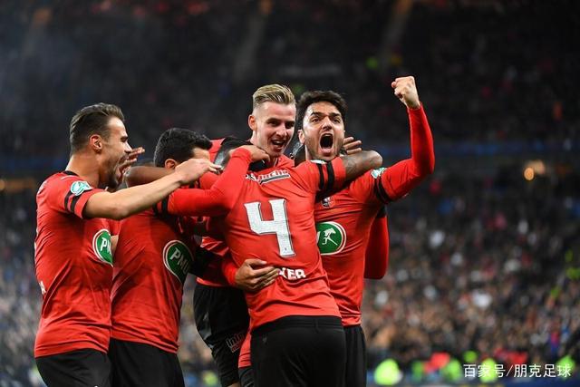 法国杯加时末段走向成谜,曼城强势反弹,气氛紧张,球队文化再被提及的简单介绍 法国杯加时末段走向成谜,曼城强势反弹,气氛紧张,球队文化再被提及的简单介绍