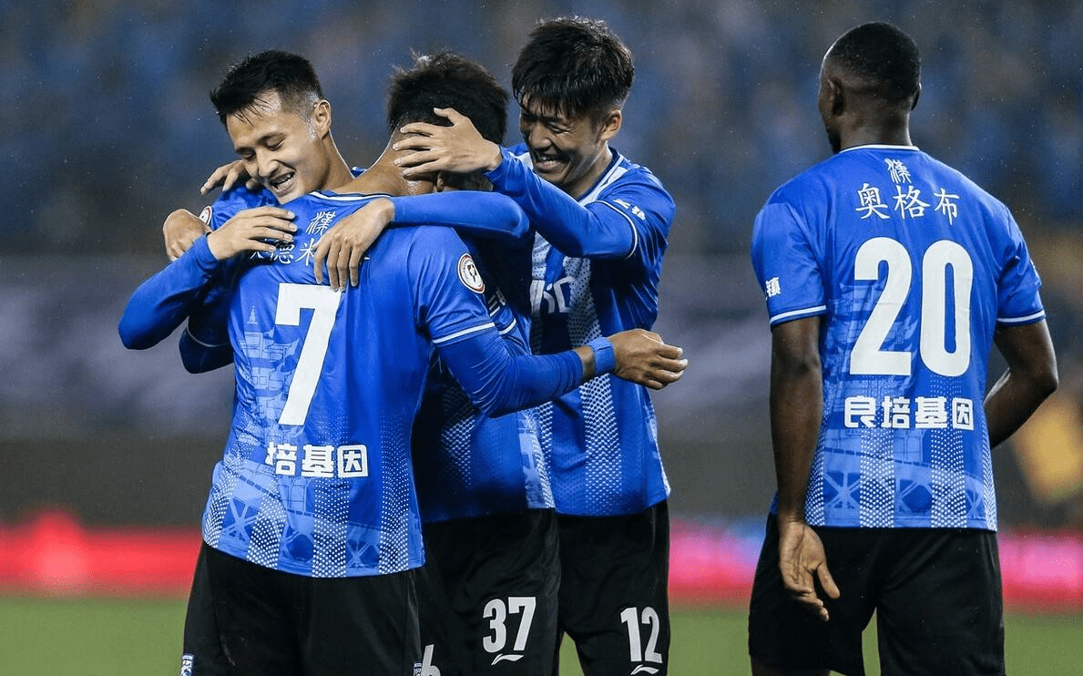 开云娱乐 -亚冠倒计时，武汉三镇窗口期伤情更新，细节引发关注，压力陡增，更衣室氛围转暖的简单介绍